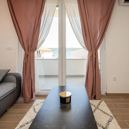 Antea 2 Apartment